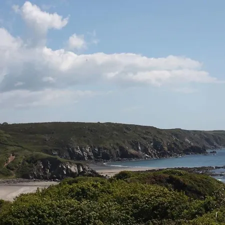 Holiday home Cosy Shepherds Hut Nr Kynance Cove